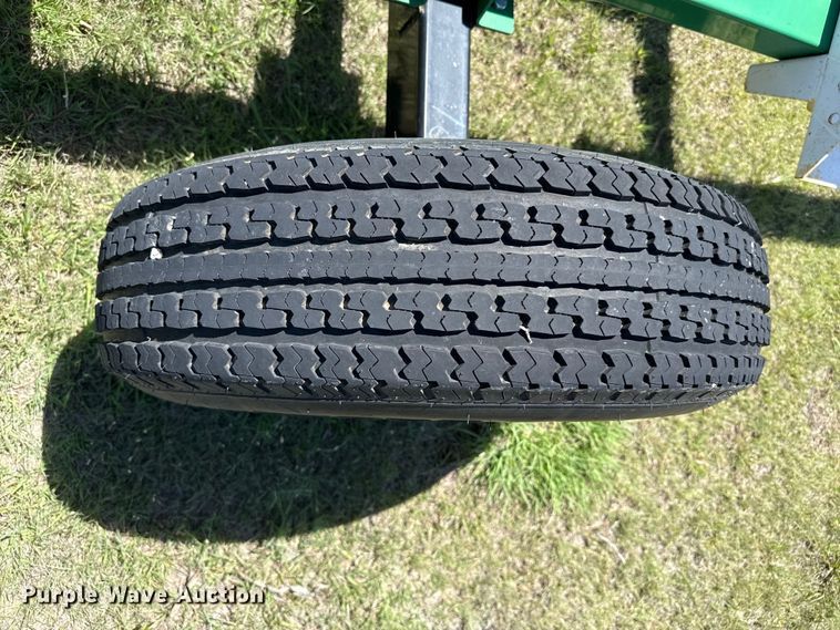 image for item FB6710 Ag-Star Manufacturing header trailer
