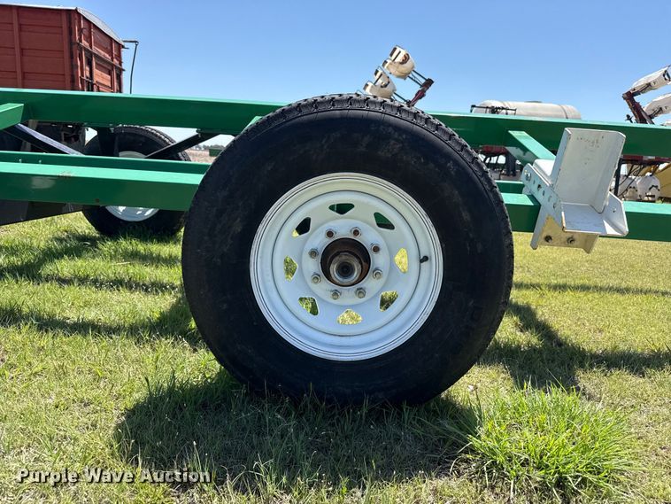 image for item FB6710 Ag-Star Manufacturing header trailer