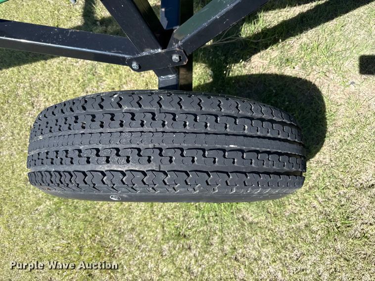 image for item FB6710 Ag-Star Manufacturing header trailer