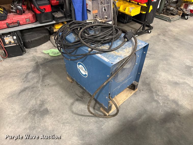 image for item FB6715 Miller Two Fifty Twin welder