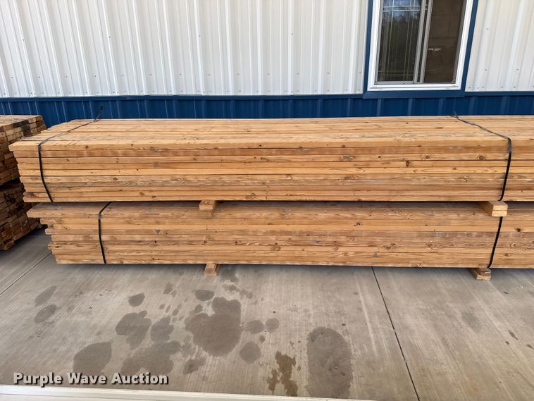 image for item FB6717 (200) 2 x 4's