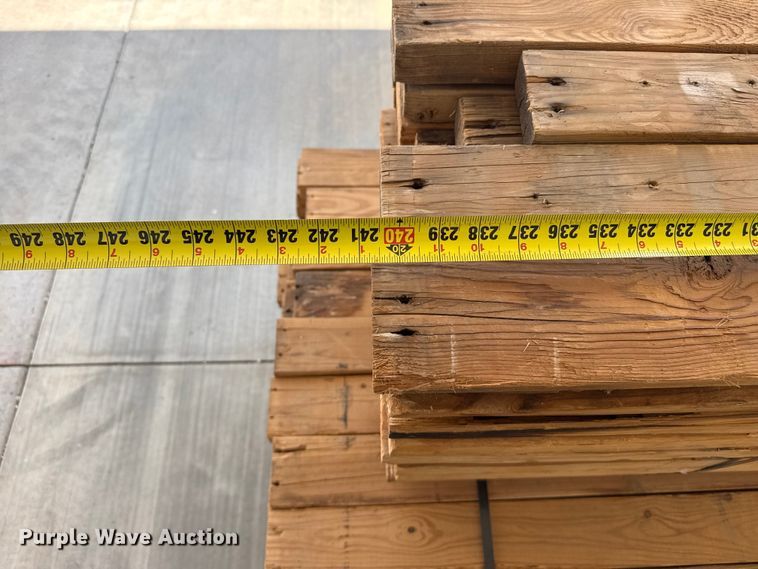 image for item FB6718 (155) 2 x 4's