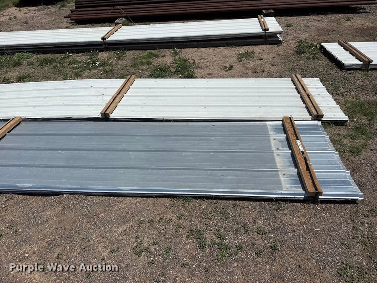 image for item FB6720 (44) sheets of metal siding/roofing