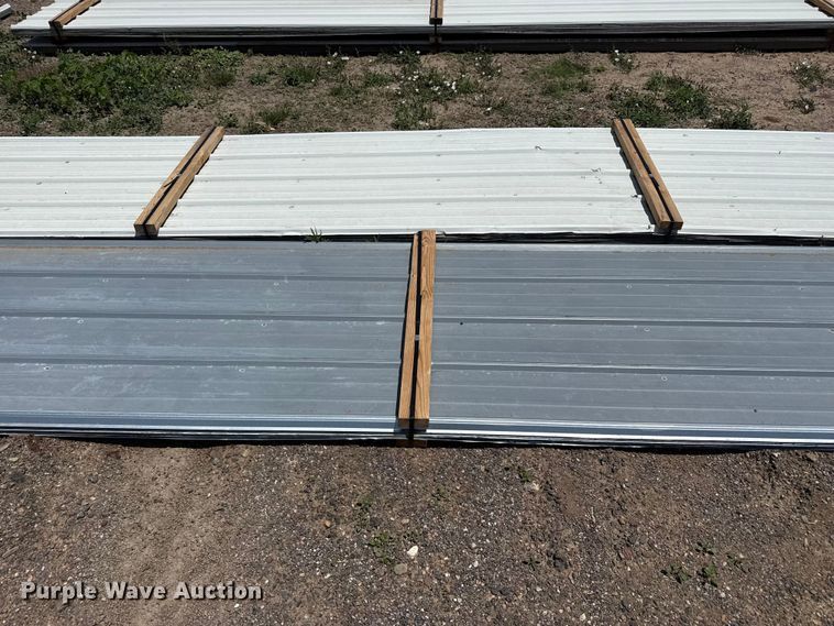 image for item FB6720 (44) sheets of metal siding/roofing