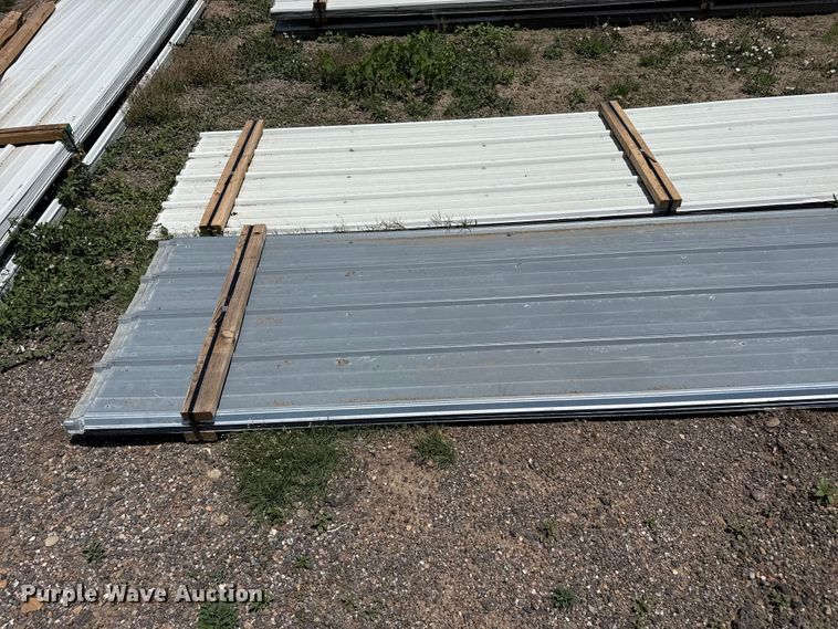 image for item FB6720 (44) sheets of metal siding/roofing