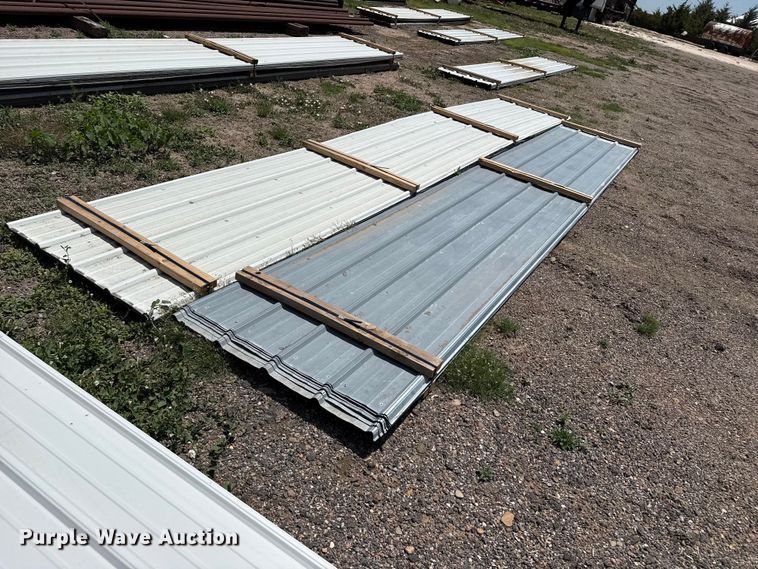 image for item FB6720 (44) sheets of metal siding/roofing