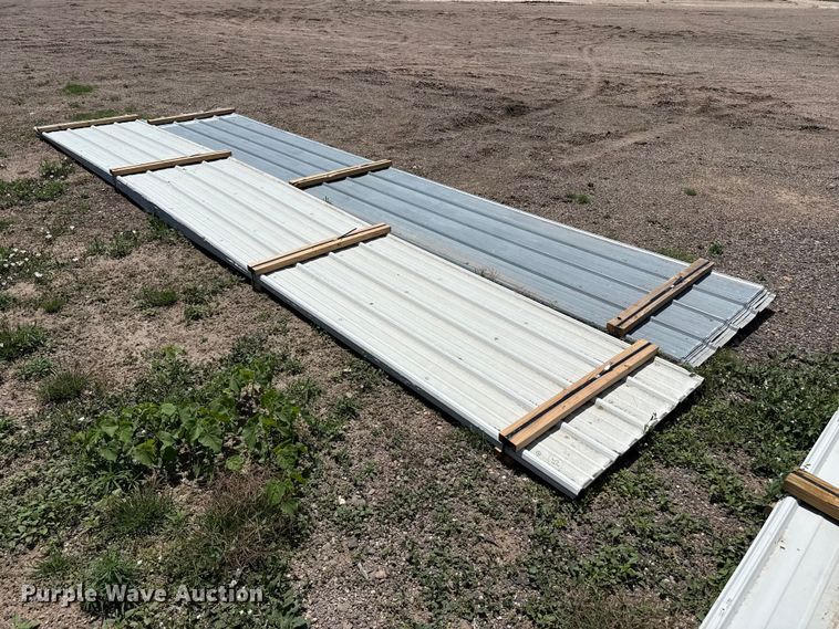 image for item FB6720 (44) sheets of metal siding/roofing