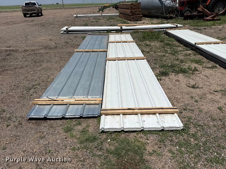 image for item FB6720 (44) sheets of metal siding/roofing