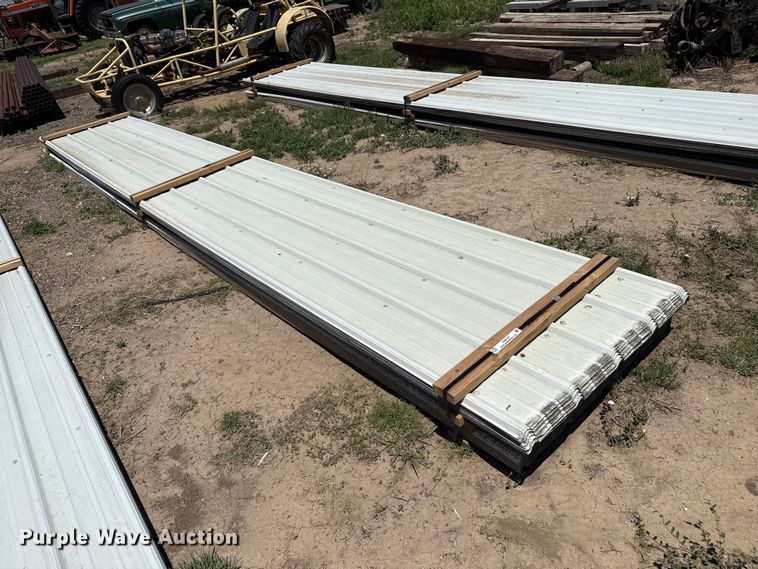 image for item FB6724 (98) sheets of metal siding/roofing