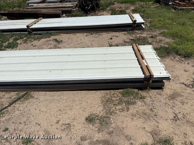 image for item FB6724 (98) sheets of metal siding/roofing