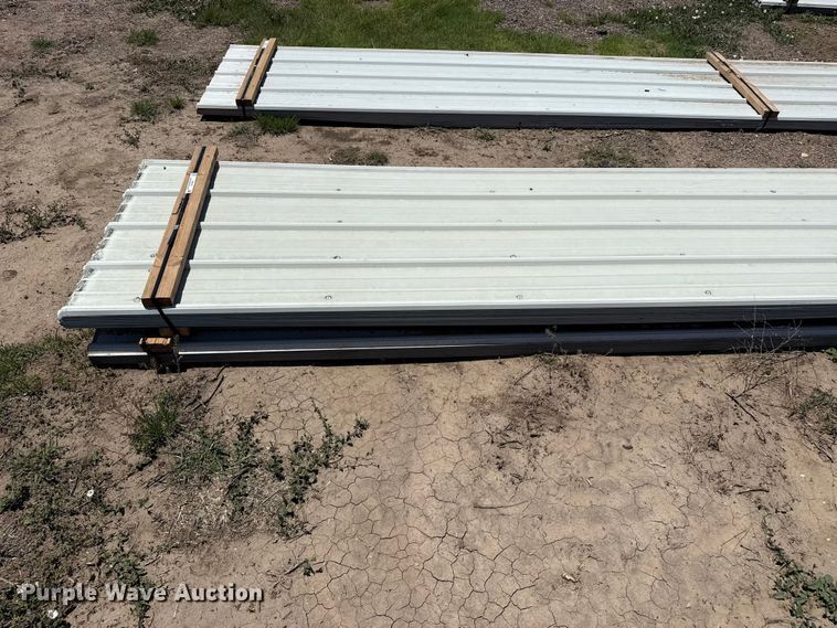 image for item FB6724 (98) sheets of metal siding/roofing
