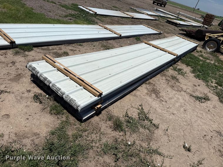 image for item FB6724 (98) sheets of metal siding/roofing