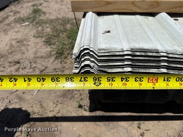 image for item FB6724 (98) sheets of metal siding/roofing