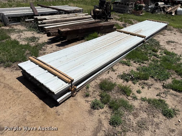 image for item FB6725 (100) sheets of metal siding/roofing
