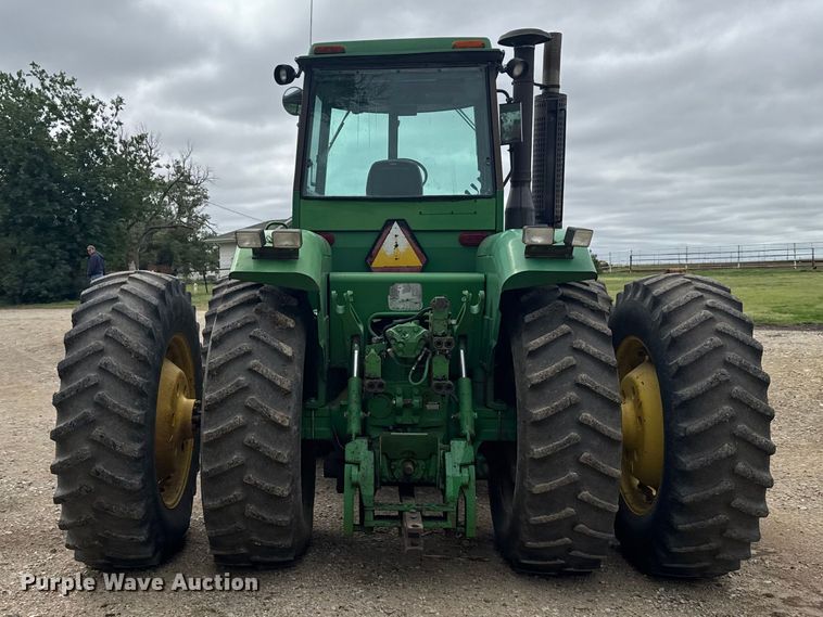 image for item FB7412 1983 John Deere 8450 4WD tractor