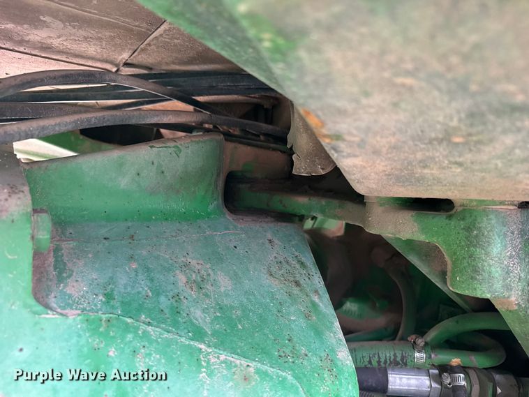 image for item FB7412 1983 John Deere 8450 4WD tractor