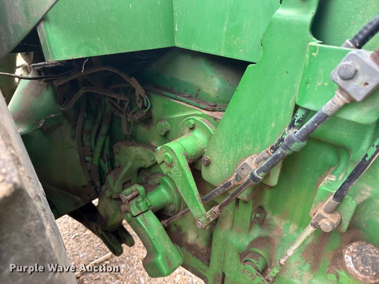 image for item FB7412 1983 John Deere 8450 4WD tractor