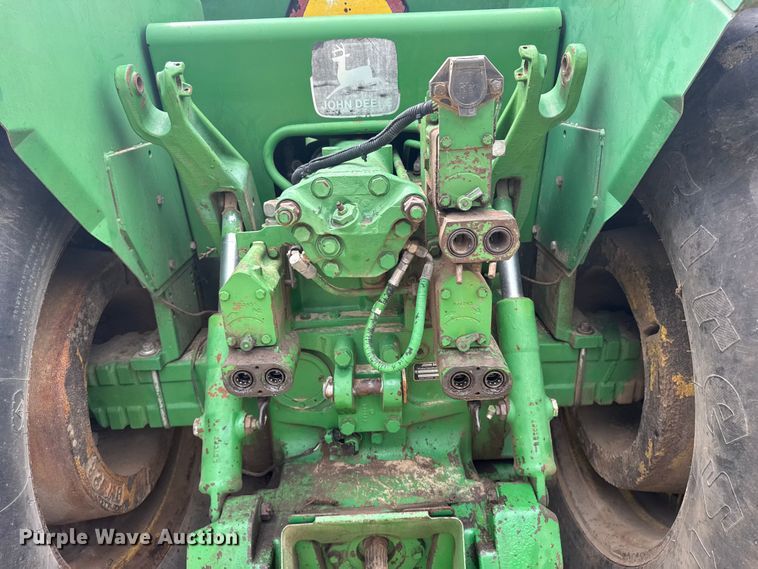 image for item FB7412 1983 John Deere 8450 4WD tractor