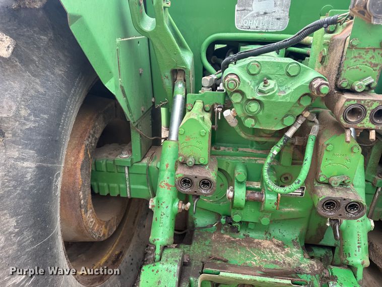 image for item FB7412 1983 John Deere 8450 4WD tractor