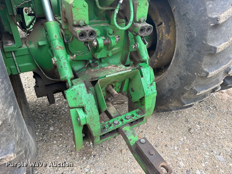 image for item FB7412 1983 John Deere 8450 4WD tractor