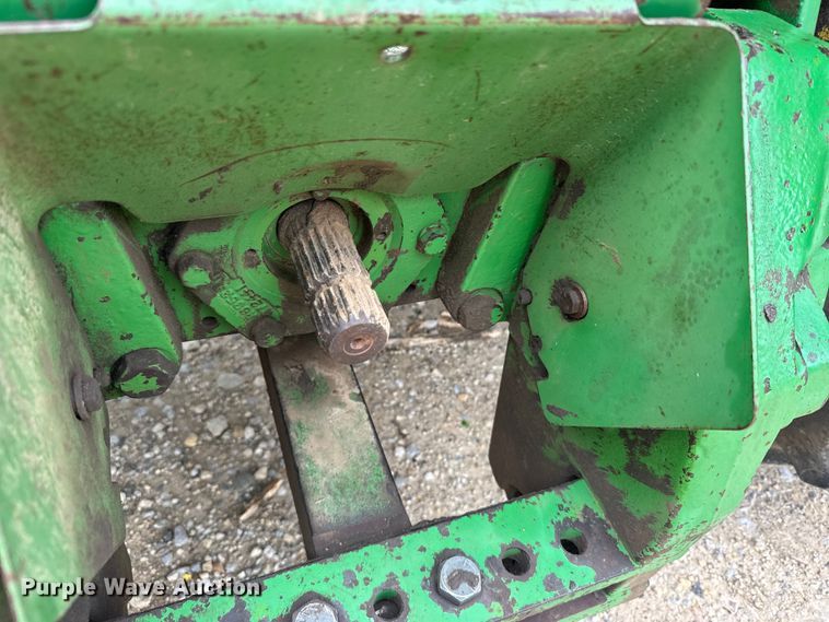 image for item FB7412 1983 John Deere 8450 4WD tractor