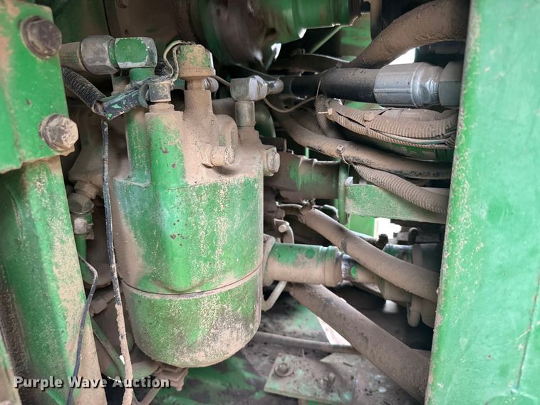 image for item FB7412 1983 John Deere 8450 4WD tractor