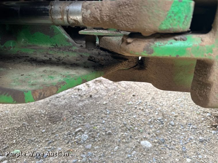 image for item FB7412 1983 John Deere 8450 4WD tractor