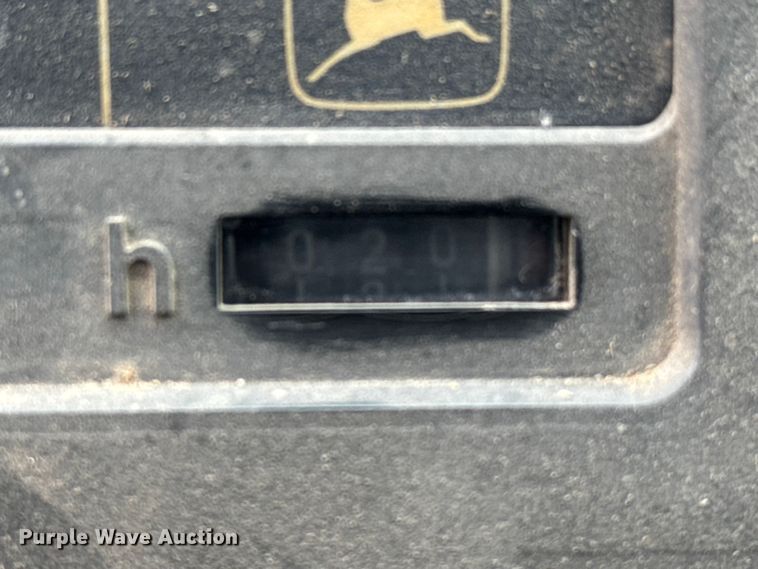 image for item FB7412 1983 John Deere 8450 4WD tractor