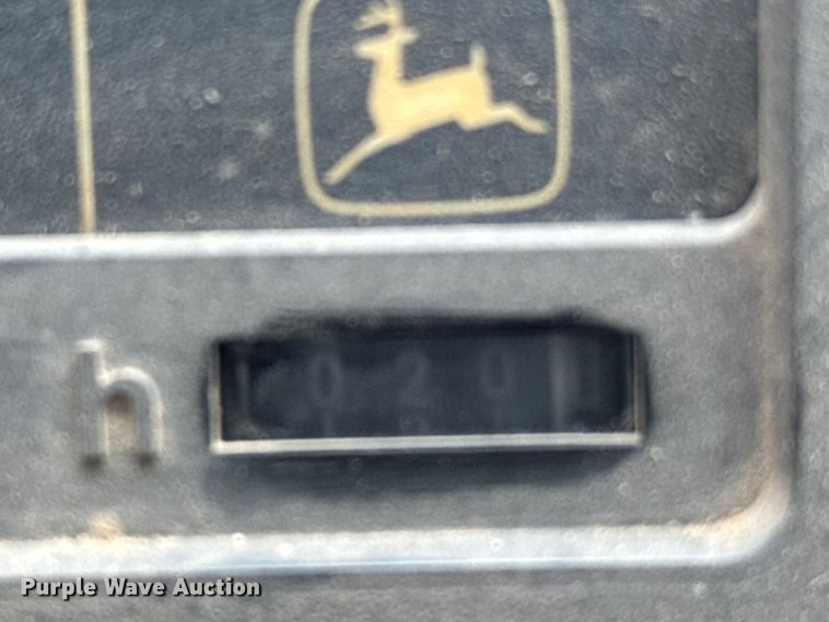 image for item FB7412 1983 John Deere 8450 4WD tractor