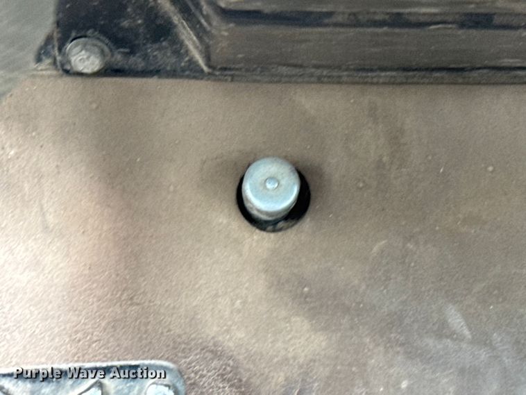 image for item FB7412 1983 John Deere 8450 4WD tractor