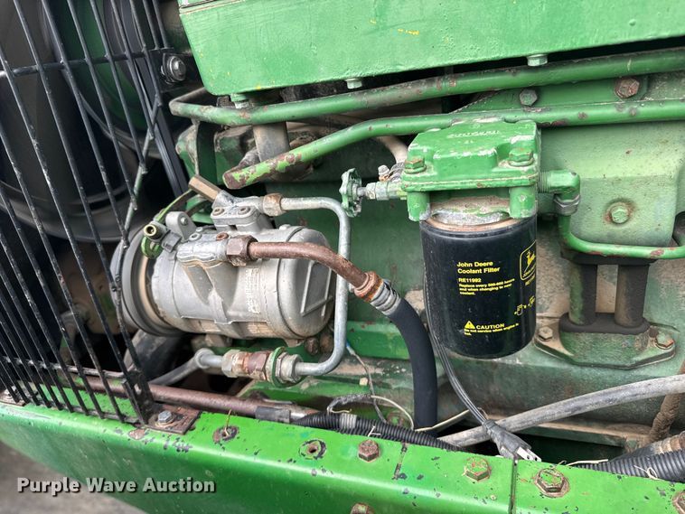 image for item FB7412 1983 John Deere 8450 4WD tractor