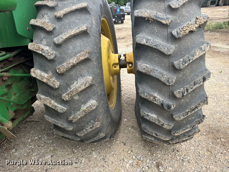 image for item FB7412 1983 John Deere 8450 4WD tractor