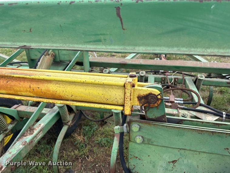 image for item FB7413 John Deere field cultivator