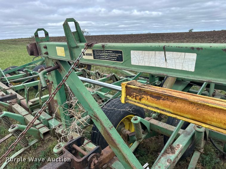 image for item FB7413 John Deere field cultivator