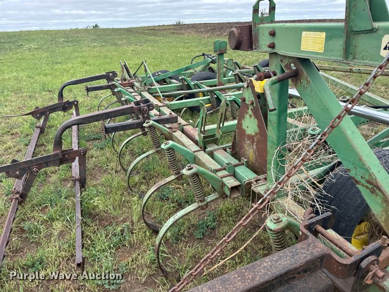 image for item FB7413 John Deere field cultivator