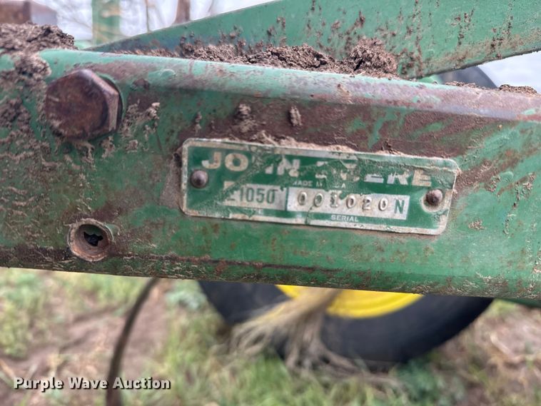 image for item FB7413 John Deere field cultivator