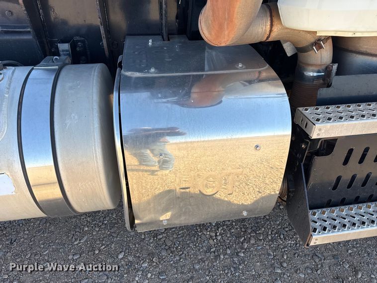 image for item FC2295 2013 Mack Granite GU713 winch truck