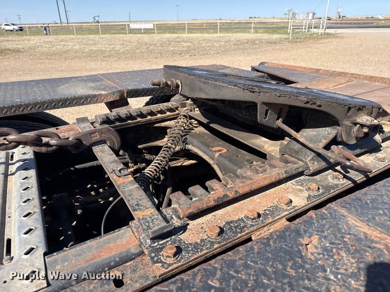 image for item FC2295 2013 Mack Granite GU713 winch truck