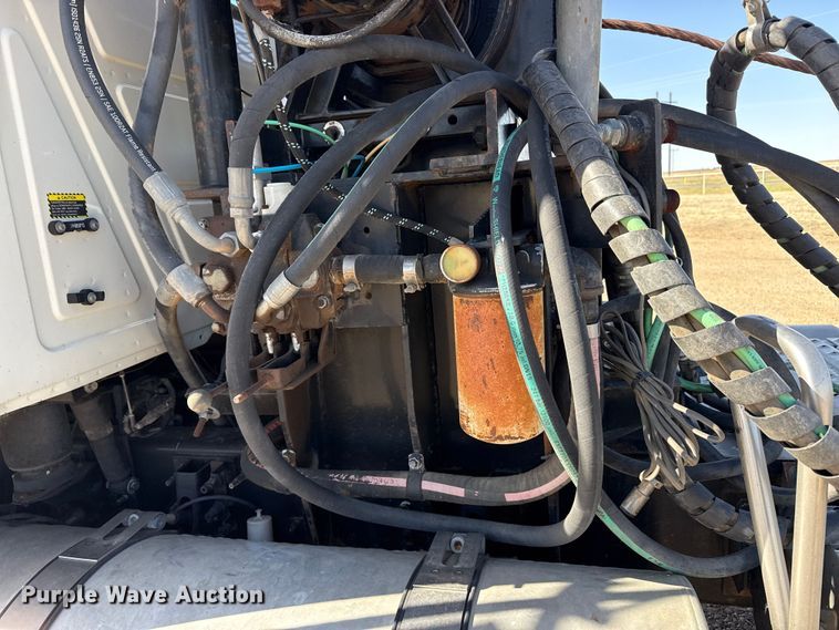 image for item FC2295 2013 Mack Granite GU713 winch truck