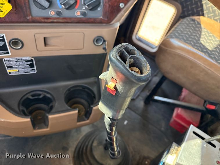 image for item FC2295 2013 Mack Granite GU713 winch truck