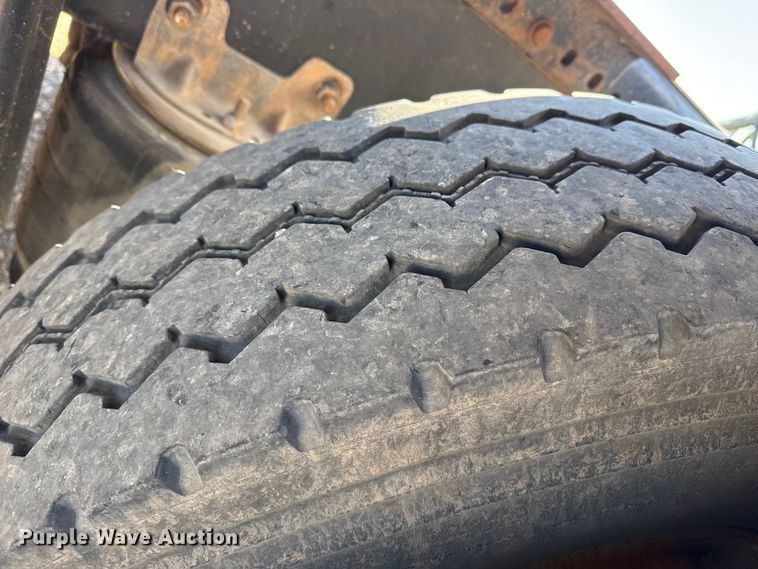 image for item FC2295 2013 Mack Granite GU713 winch truck