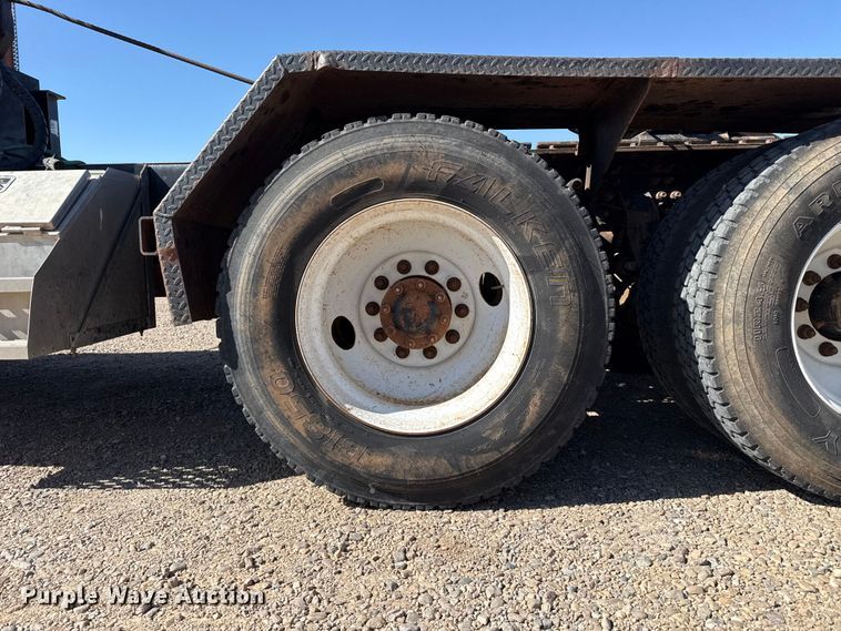 image for item FC2295 2013 Mack Granite GU713 winch truck
