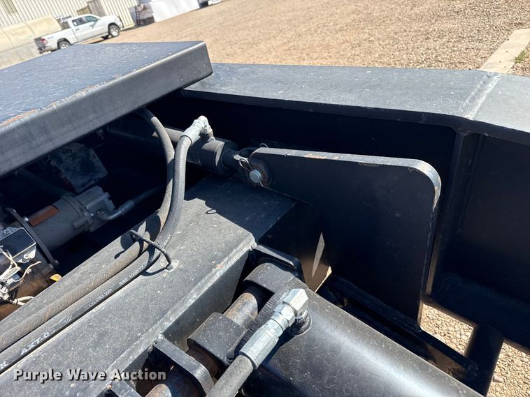 image for item FC2296 2020 Witzco NGB-35 Challenger lowboy equipment trailer