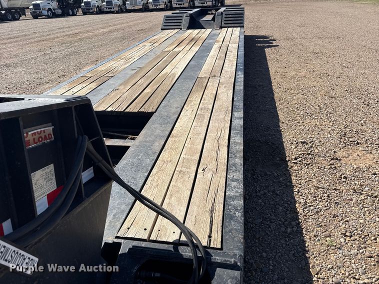 image for item FC2296 2020 Witzco NGB-35 Challenger lowboy equipment trailer