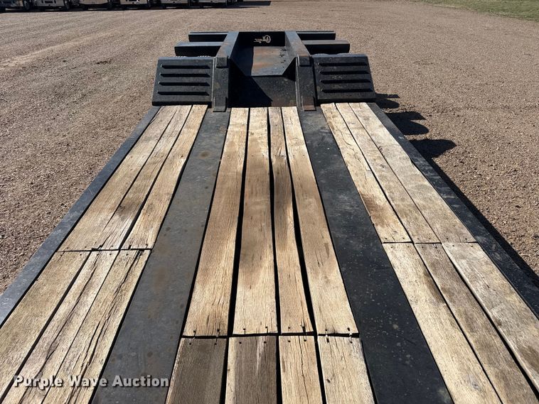 image for item FC2296 2020 Witzco NGB-35 Challenger lowboy equipment trailer