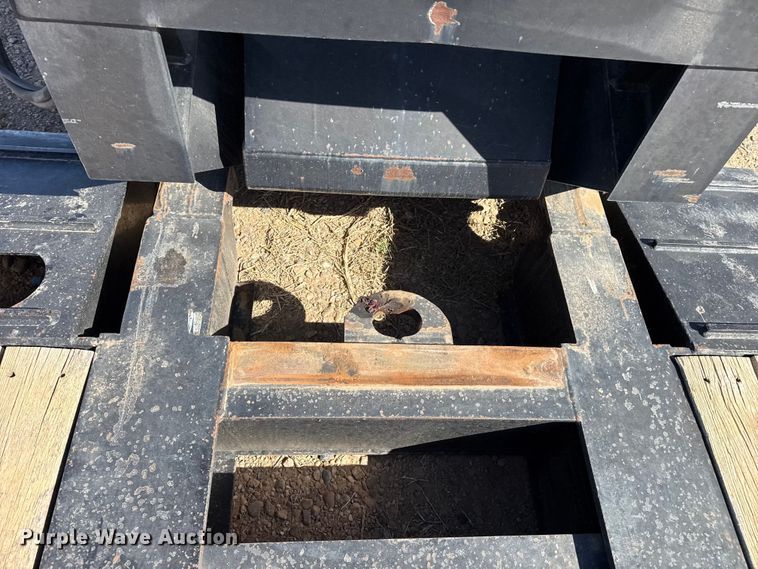 image for item FC2296 2020 Witzco NGB-35 Challenger lowboy equipment trailer