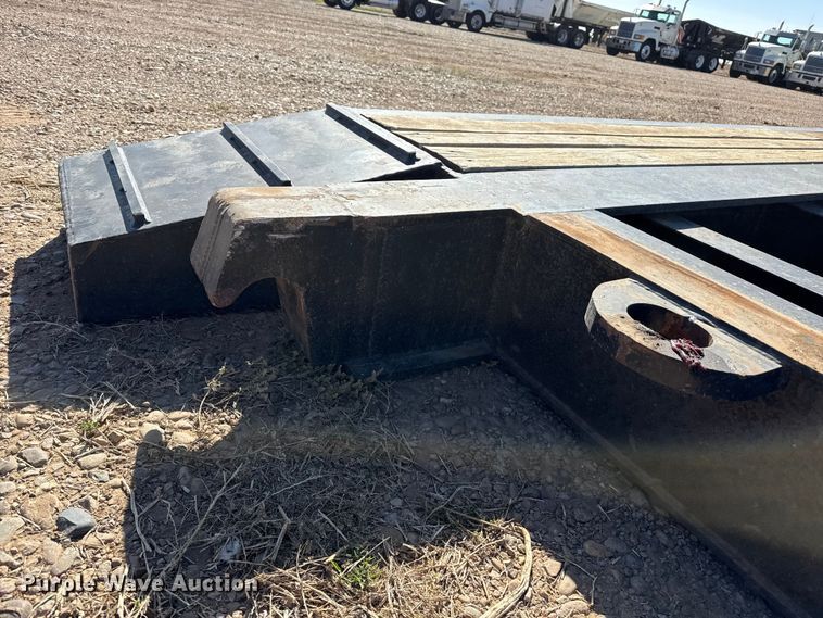 image for item FC2296 2020 Witzco NGB-35 Challenger lowboy equipment trailer