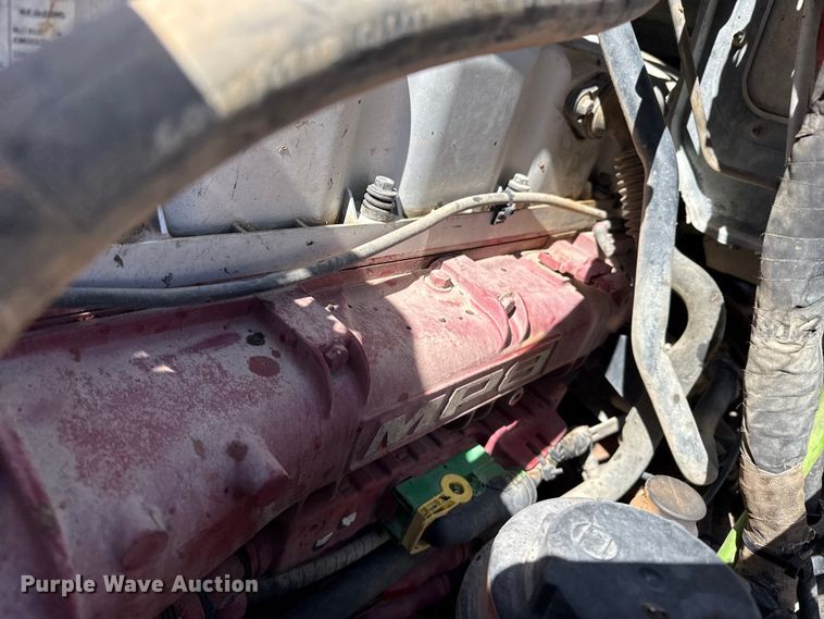 image for item FC2297 2012 Mack CHU613 semi truck