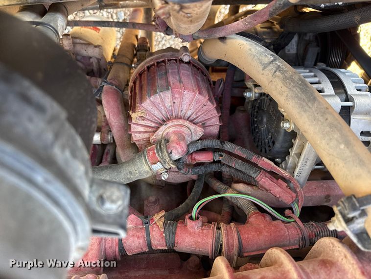 image for item FC2297 2012 Mack CHU613 semi truck