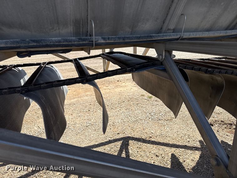 image for item FC2298 2016 Trinity Trailer Mfg Eagle Bridge live bottom trailer
